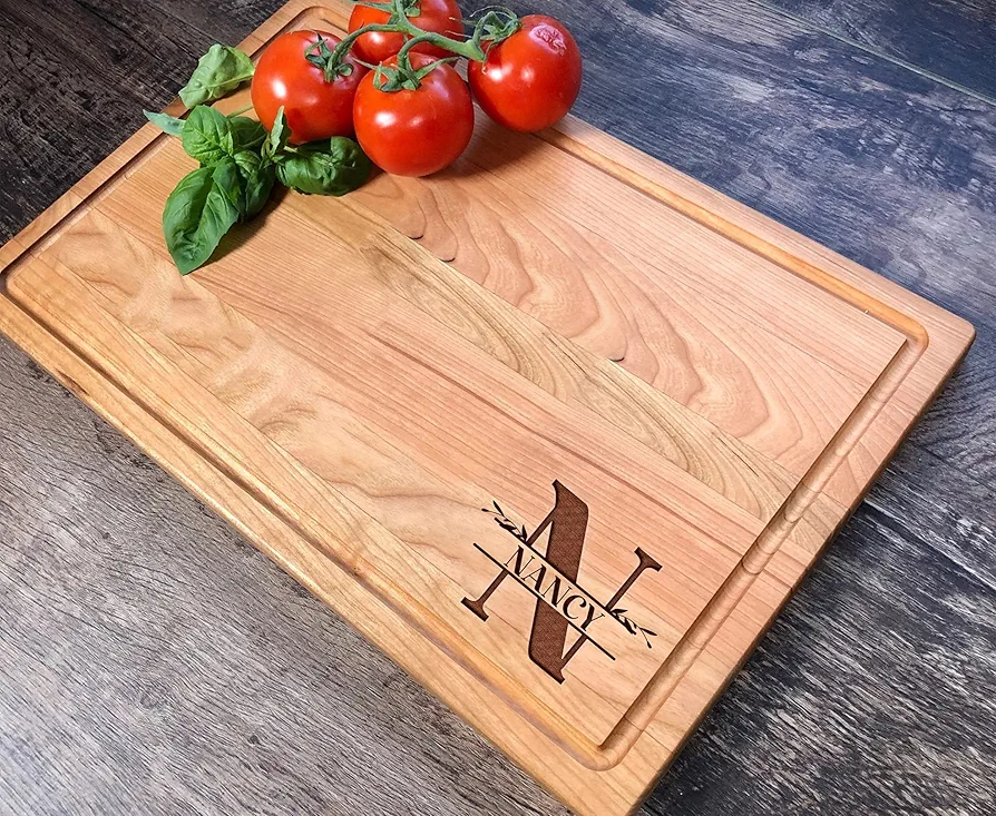 Personalized Mr and Mrs Cutting Board Wedding Gift for Couple Custom Cutting Board Housewarming Gift